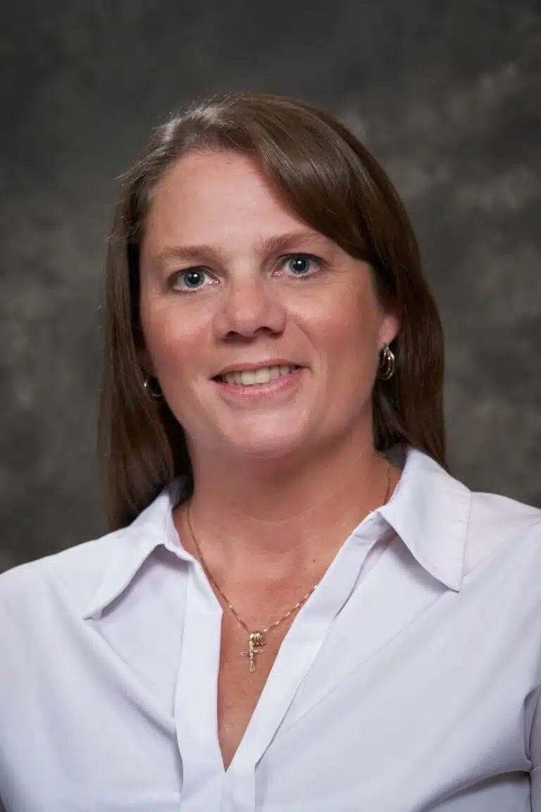 Lori Uttech employee headshot for knifemaker.com